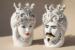 Carica l'immagine nel visualizzatore di Gallery, Coppia Teste di Moro “Ghirigori Fumè”  – Ceramica artigianale di Caltagirone
