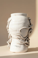 Carica l'immagine nel visualizzatore di Gallery, Testa di Moro “Medusa” in Ceramica di Caltagirone H40cm – Realizzata e Dipinta a Mano
